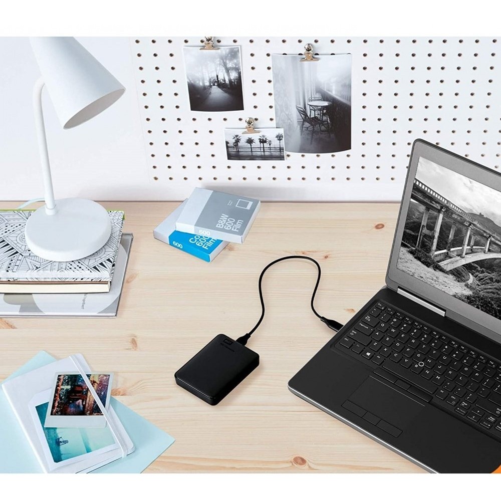 Зовнішній жорсткий диск 2.5" USB 4.0TB WD Elements Portable Black (WDBU6Y0040BBK-WESN)