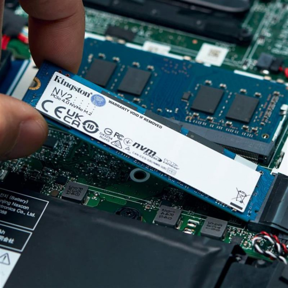 Накопитель SSD 2TB M.2 NVMe Kingston NV2 M.2 2280 PCIe Gen4.0 x4 (SNV2S/2000G)