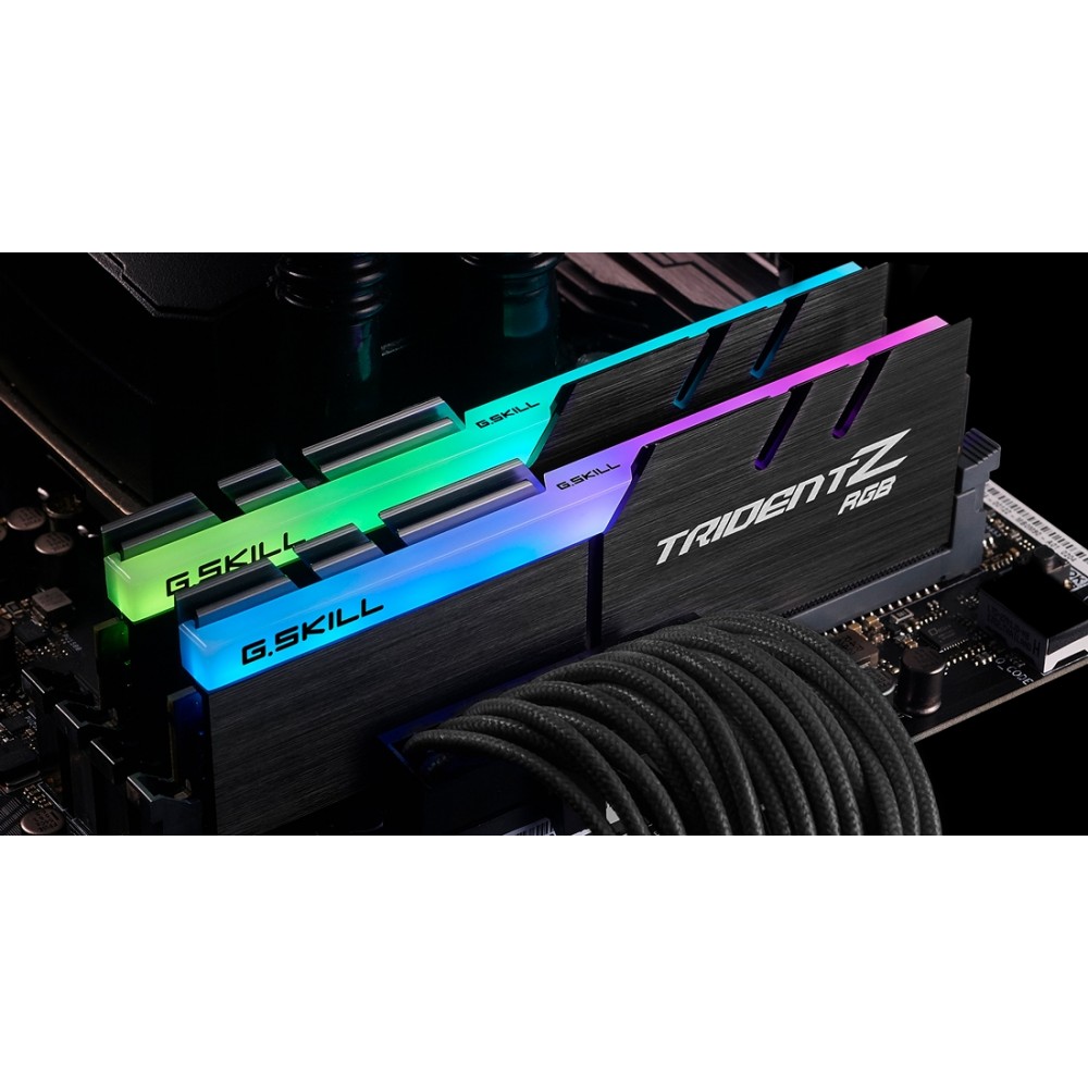 Модуль пам`ятi DDR4 2x8GB/4400 G.Skill Trident Z RGB (F4-4400C18D-16GTZRC)