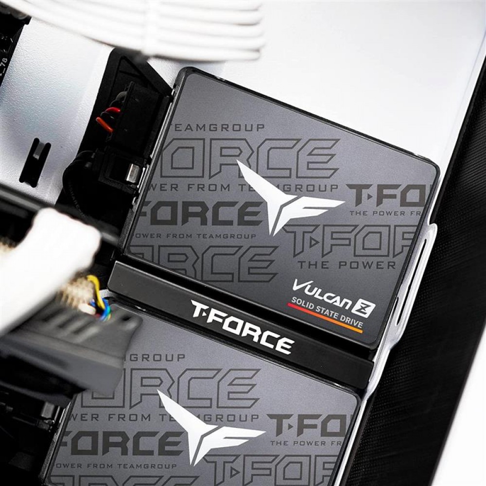 Накопичувач SSD 512GB Team Vulcan Z 2.5" SATAIII 3D TLC (T253TZ512G0C101)