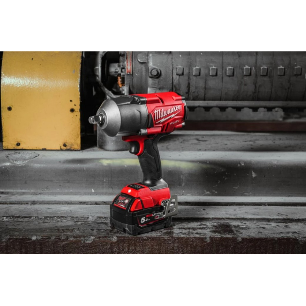 Гайковерт высокомоментный Milwaukee 1/2" (1898 Нм) с кольцом M18 FHIWF12-502X (2акб+ЗУ+кейс) (4933459696)