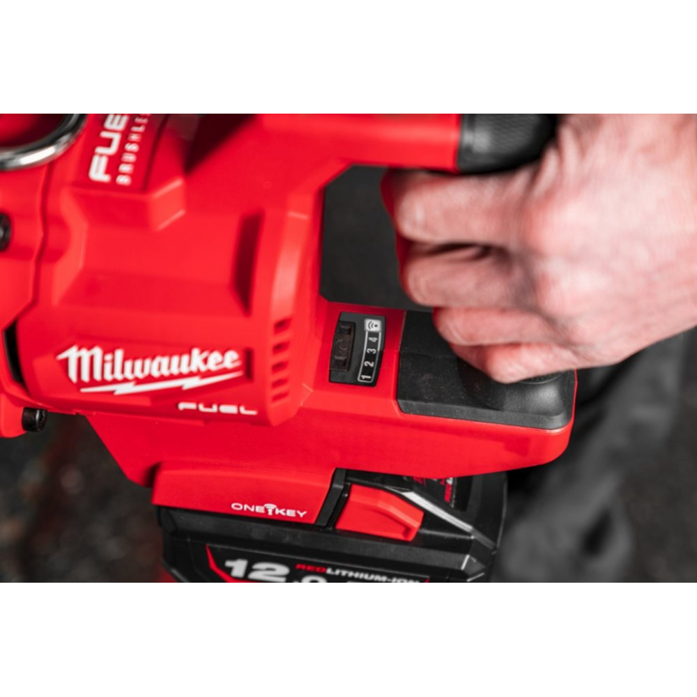 Гайковерт аккумуляторный MILWAUKEE M18 FUEL ONEFHIWF1DS-0C (каркас), 2576 Нм (4933472071)