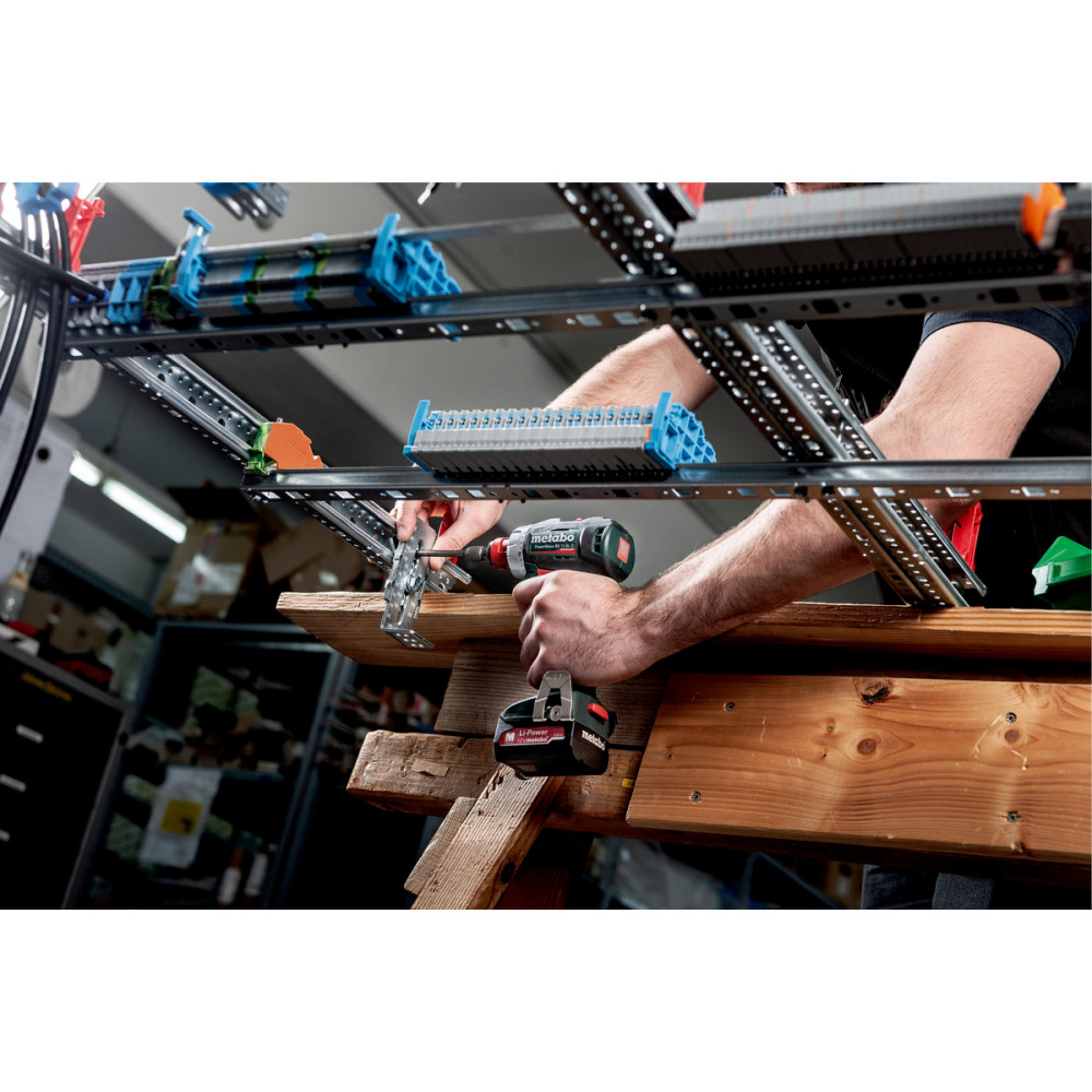 Аккумуляторная дрель-шуруповерт Metabo PowerMaxx BS 12 BL Q (601045800)