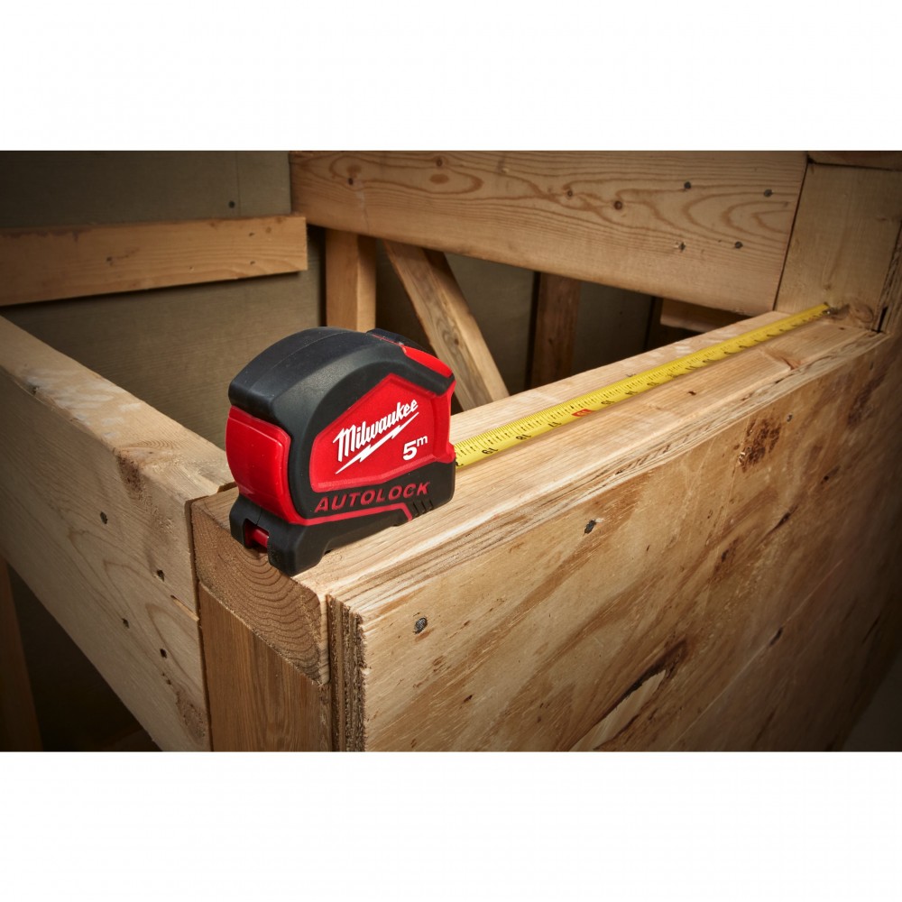 Рулетка Tape Measure Autolock 5 m MILWAUKEE 4932464663