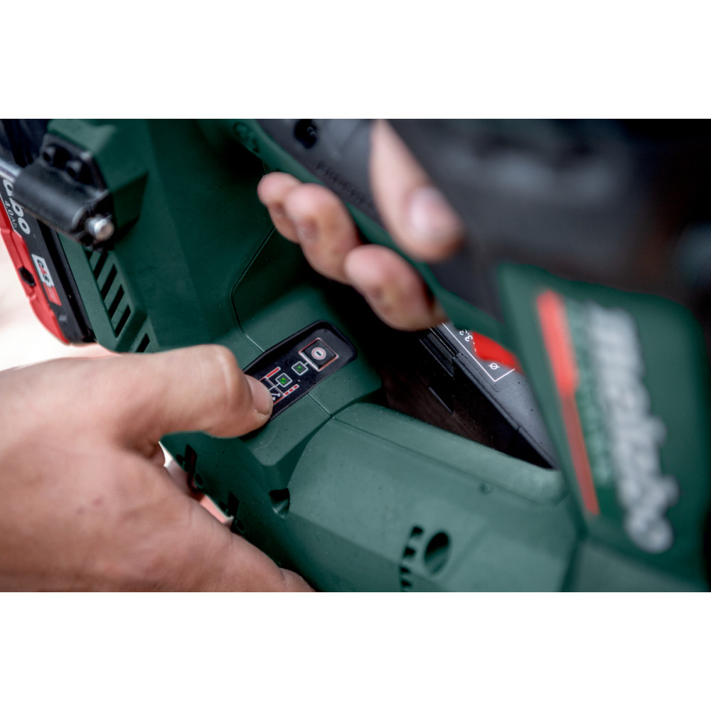 Акумуляторний цвяхів Metabo NFR 18 LTX 90 BL (612090800)