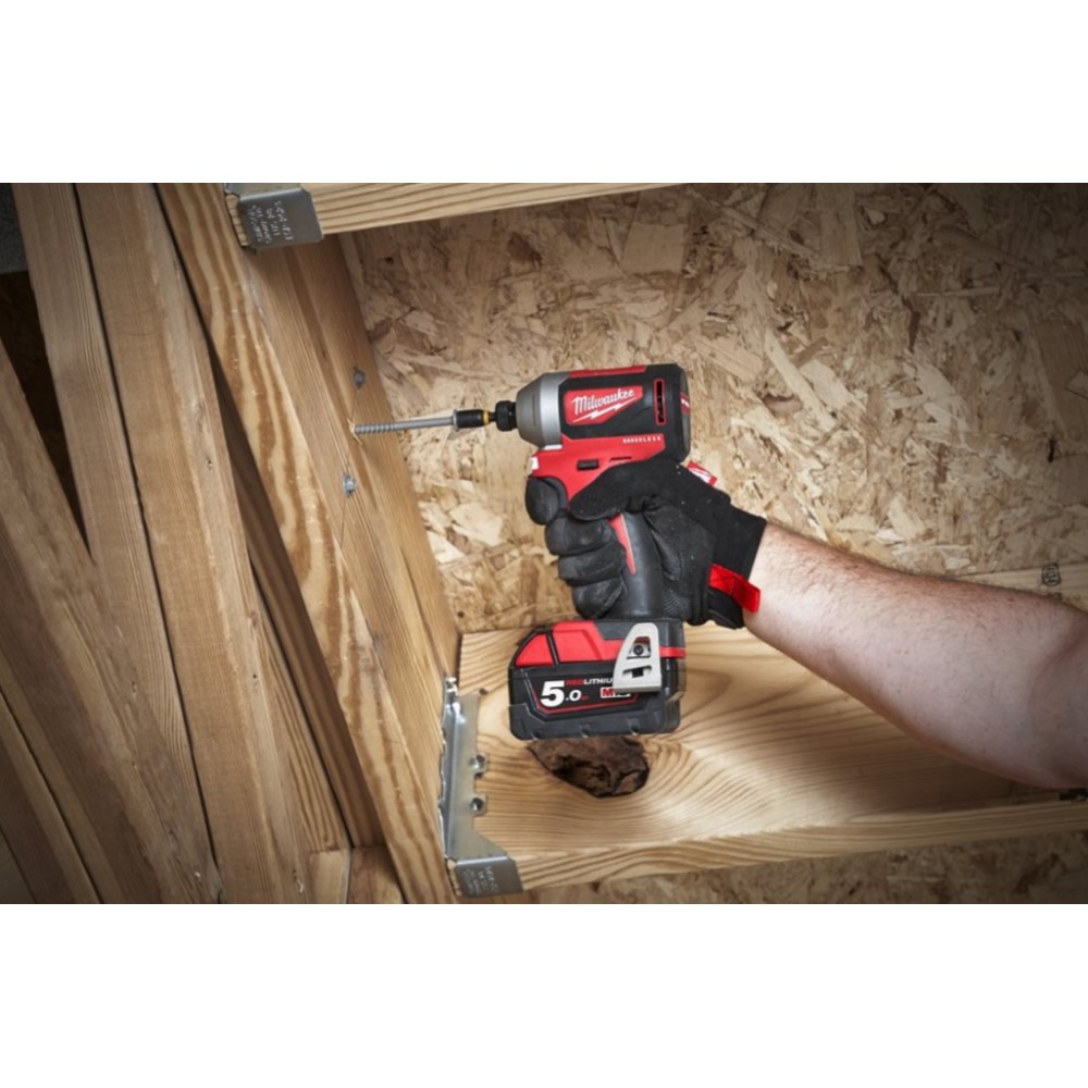 Шуруповерт ударний акумуляторний безщітковий Milwaukee M18 BLID2-0X (4933464519)