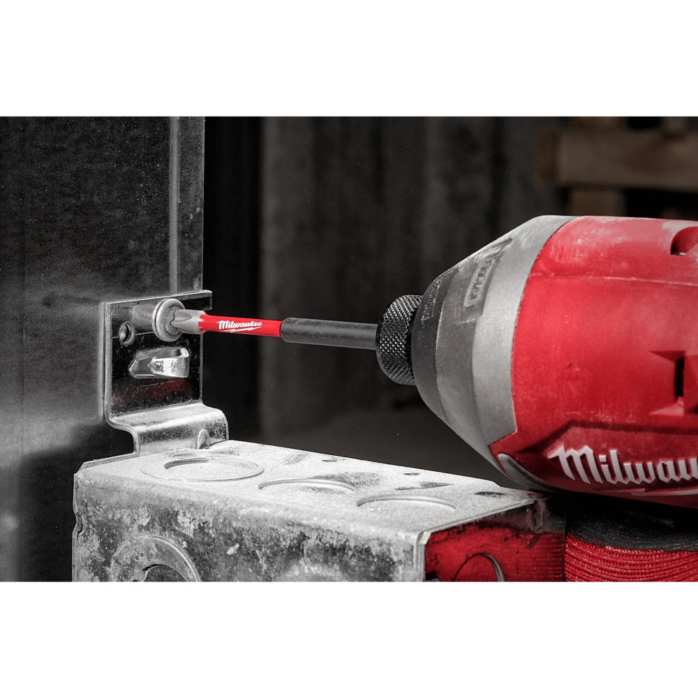 Насадка Milwaukee SHOCKWAVE PH2, 90 мм (4932430856) Насадка Milwaukee SHOCKWAVE PH2, 90 мм (4932430856)