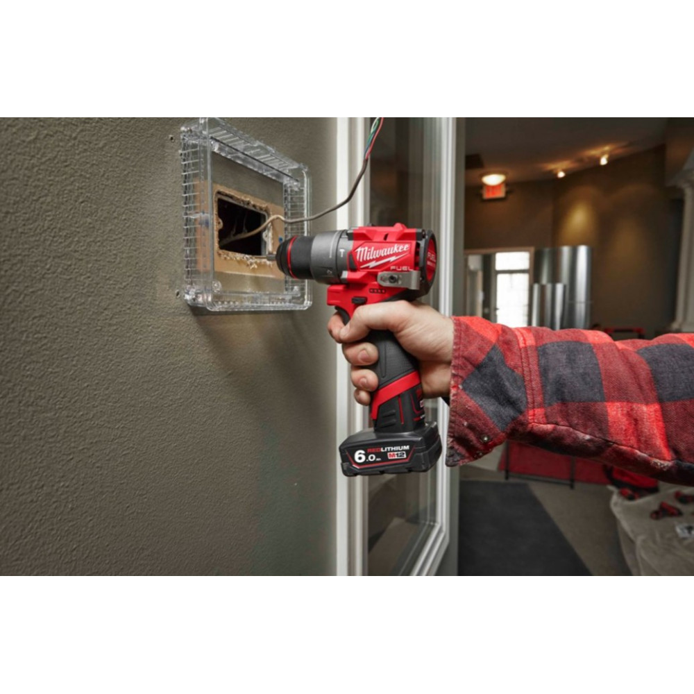Дриль-шуруповерт акумуляторна безщіткова ударна MILWAUKEE M12 FPD2-0 (4933479867)