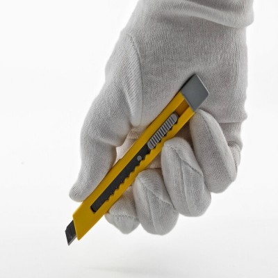 Нож строительный Tajima LC305Р с выдвижным сегментным лезвием 9 мм (1101-0008)