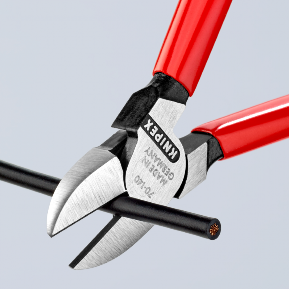 Кусачки боковые Knipex (фосфатированные), 140 мм (70 01 140)