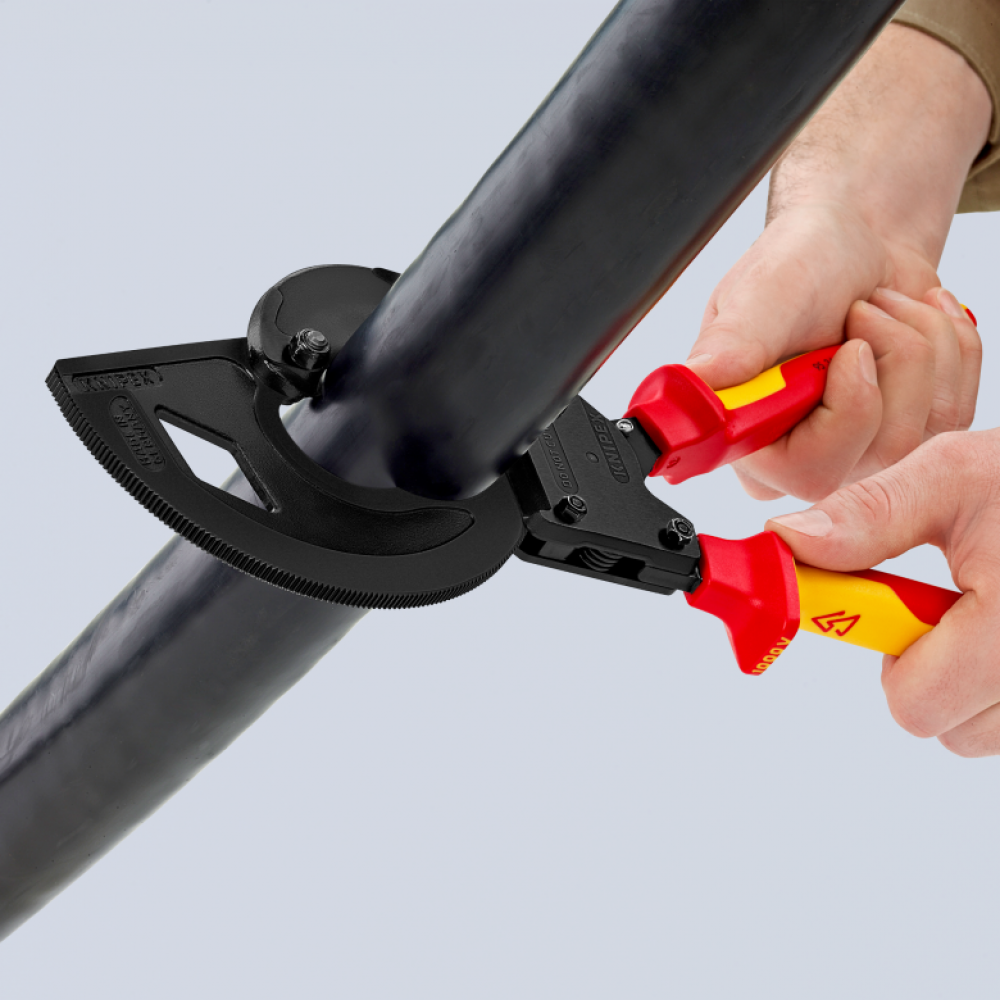 Ножницы для резки кабелей Knipex VDE (с рычажным механизмом), 320 мм (95 36 320)