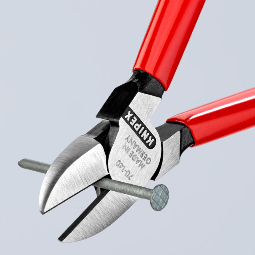 Кусачки боковые Knipex (фосфатированные), 140 мм (70 01 140)